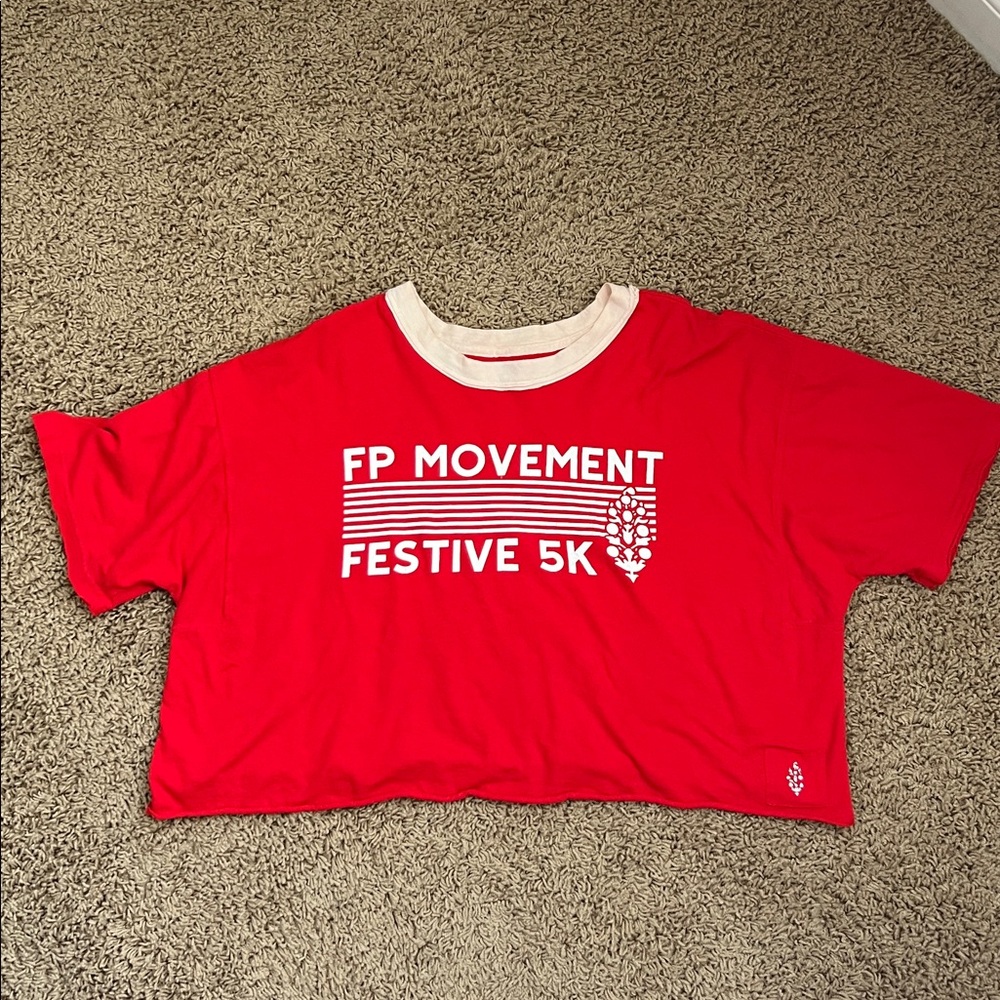 FP Movement Red Festive cropped 5K T-Shirt size M